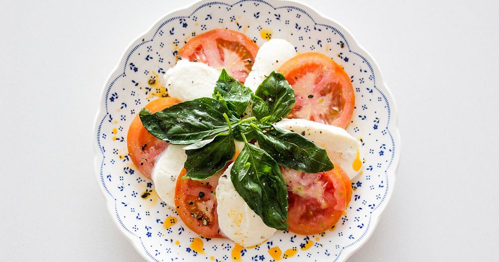 Tomato Caprese Salad 