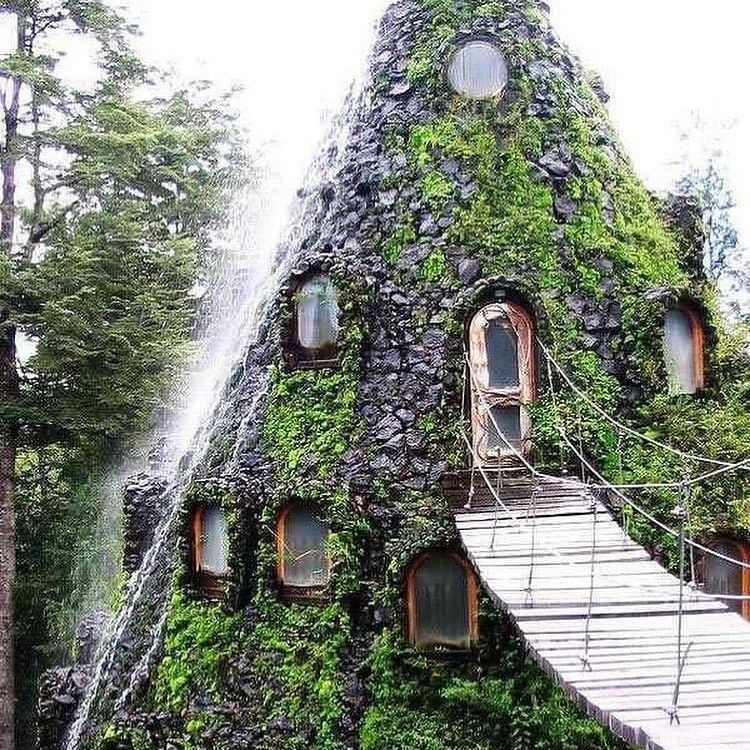 Magic Mountain, Chile 